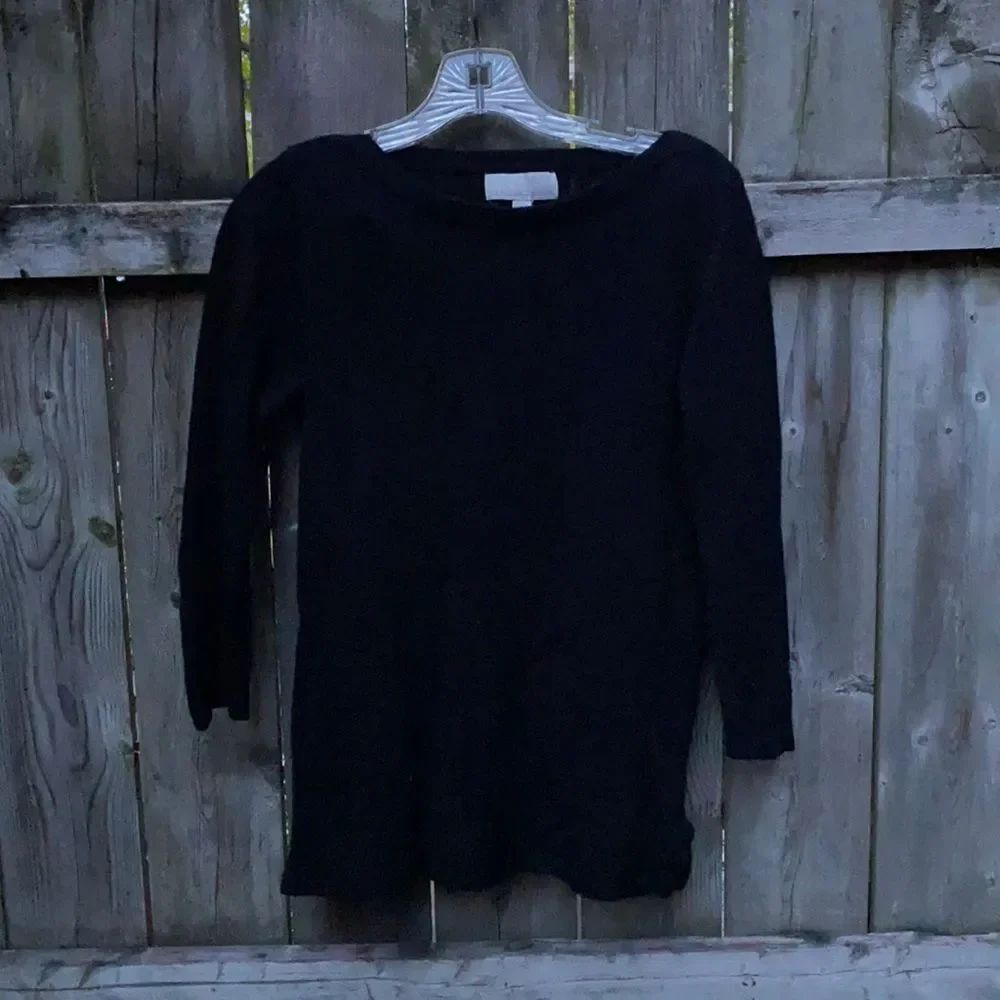 Carolyn Taylor Black Sweater sz. Large petite